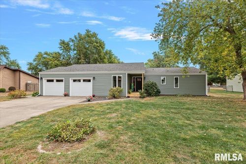 1218 Frisina St, Pawnee, IL, 62558-9720 | Card Image