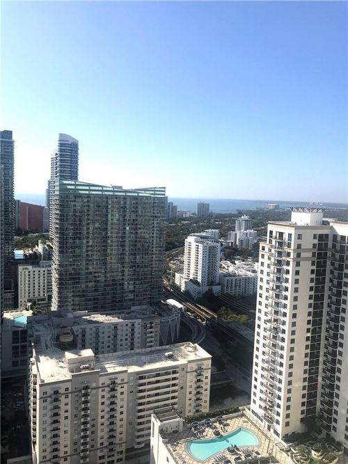 3707-45 Sw 9th St, Miami, FL, 33130-5002 | Card Image