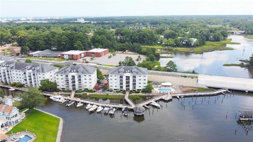 apt-102-1292 Laskin Rd, Virginia Beach, VA, 23451-5268 | Card Image