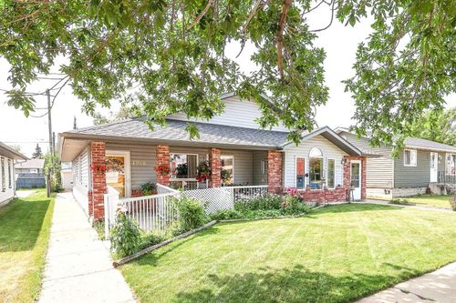 4918A 52 Street, Stettler, AB, T0C2L0 | Card Image