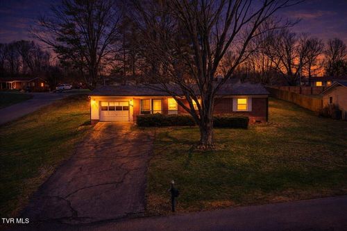 208 Lynfield Road, Bristol, TN, 37620 | Card Image