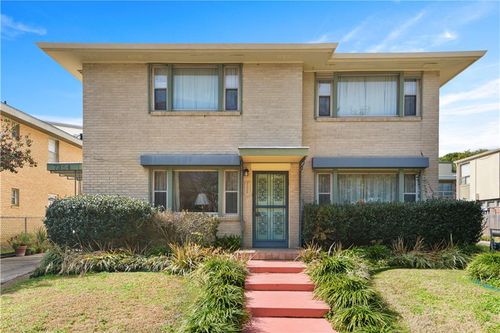 7356 Cameo St, New Orleans, LA, 70124-2511 | Card Image