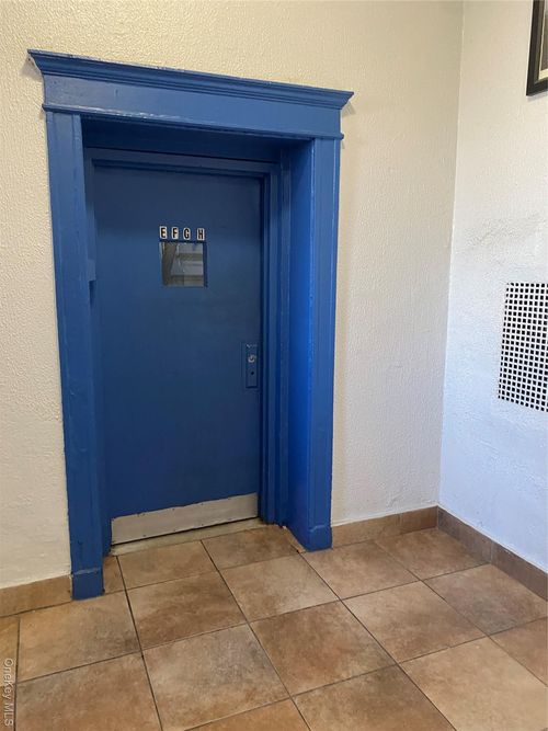 apt-1f-154 Radford St, Yonkers, NY, 10705-3021 | Card Image