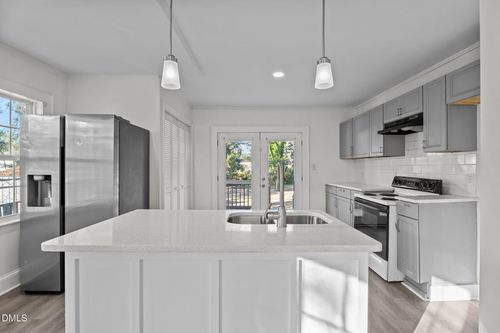 612 Short St, Rocky Mount, NC, 27801-5728 | Card Image