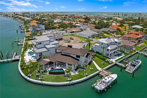 491 Laguna Dr, Tierra Verde, FL, 33715-1842 | Card Image