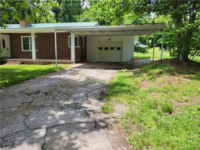 525 Highway 107, House other with 5 bedrooms, 2 bathrooms and null parking in Mountain Rest SC | Image 32