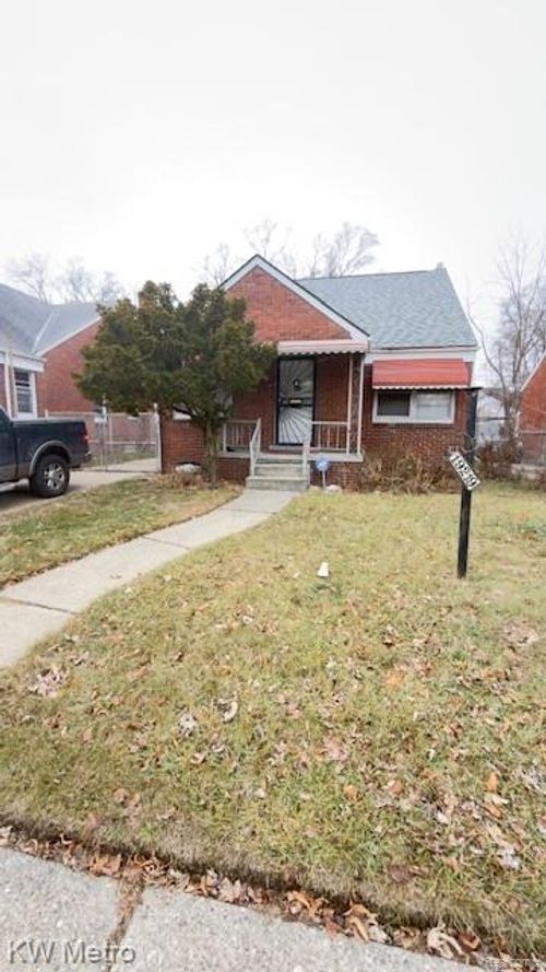 19219 Dean St, Detroit, MI, 48234-2072 | Card Image