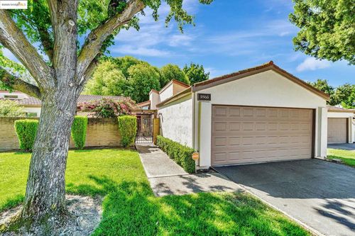 1866 Venetian Dr, Stockton, CA, 95207-5428 | Card Image