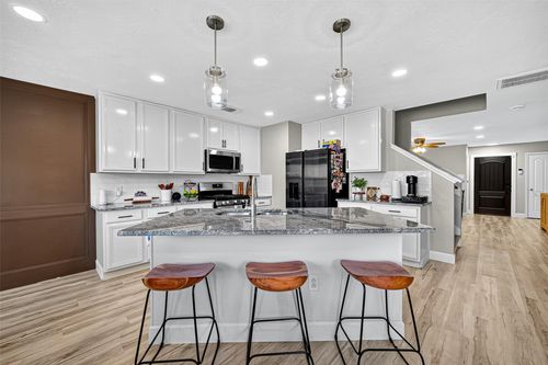 8023 Arrington Forest Ln, Humble, TX, 77338-1855 | Card Image