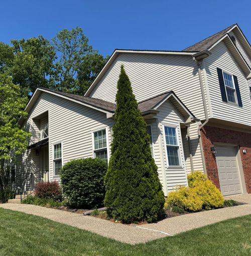 1517 Casper Ct, Lexington, KY, 40511-2312 | Card Image