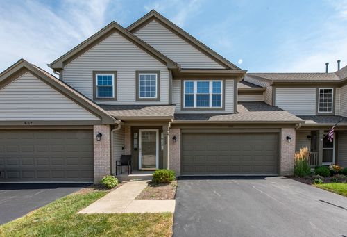 655 Arrowwood Ct, Lindenhurst, IL, 60046-4902 | Card Image