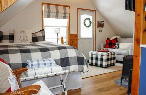 41631 Brownie Ln, Big Bear Lake, CA, 92315-2548 | Card Image