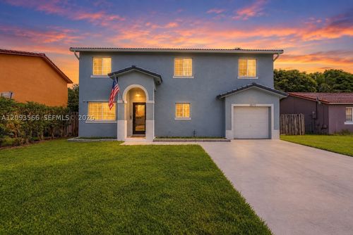 18047 Sw 154th Ct, Miami, FL, 33187-6242 | Card Image