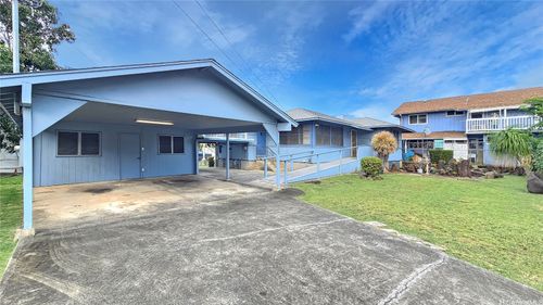 1723 Day Pl, Honolulu, HI, 96819-3412 | Card Image