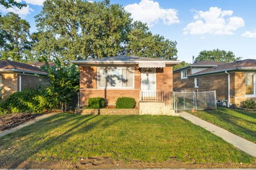 12915 S Houston Ave, Chicago, IL, 60633-1211 | Card Image