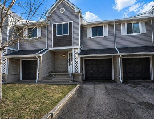 23-54 Green Valley Dr, Kitchener, ON, N2P1Z9 | Card Image