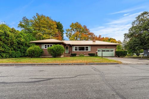 383 Hovey St, Lowell, MA, 01852-3132 | Card Image