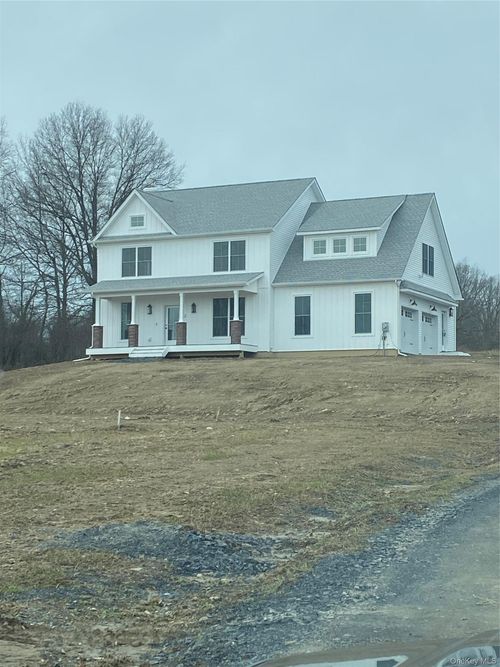 38 Sunset Ln, New Hampton, NY, 10958 | Card Image
