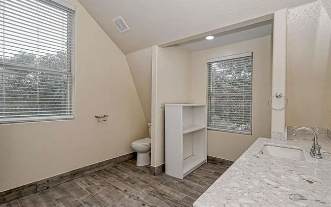2184 Bear Bottom Dr, House other with 5 bedrooms, 4 bathrooms and 1 parking in Wharton TX | Image 21