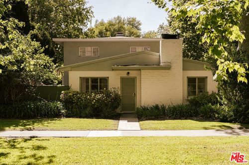 5434 Village Grn, Los Angeles, CA, 90016-5107 | Card Image