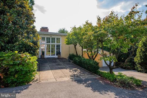 141 Bethlehem Pike, PHILADELPHIA, PA, 19118-2814 | Card Image