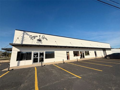 2531 W Morton St, Denison, TX, 75020-1403 | Card Image