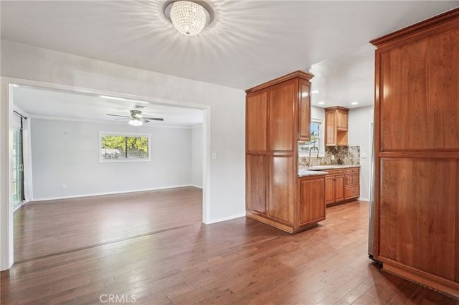 6552 Farralone Ave, House other with 3 bedrooms, 2 bathrooms and 2 parking in Woodland Hills CA | Image 13