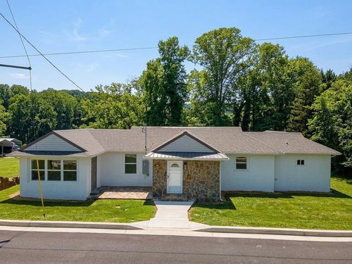 55 Hill St, Fieldale, VA, 24089-1631 | Card Image