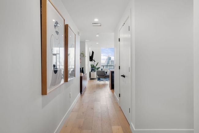 APT-2606 - 70 Rainey St, Condo with 3 bedrooms, 3 bathrooms and 2 parking in Austin TX | Image 6