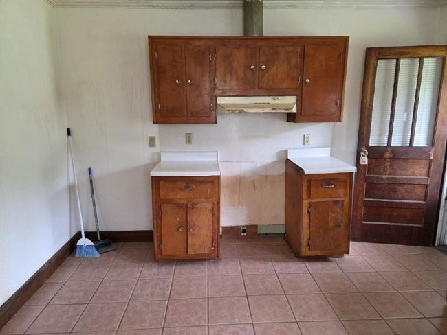 1052 Shippys Branch Rd, House other with 2 bedrooms, 1 bathrooms and null parking in Mouth of Wilson VA | Image 18