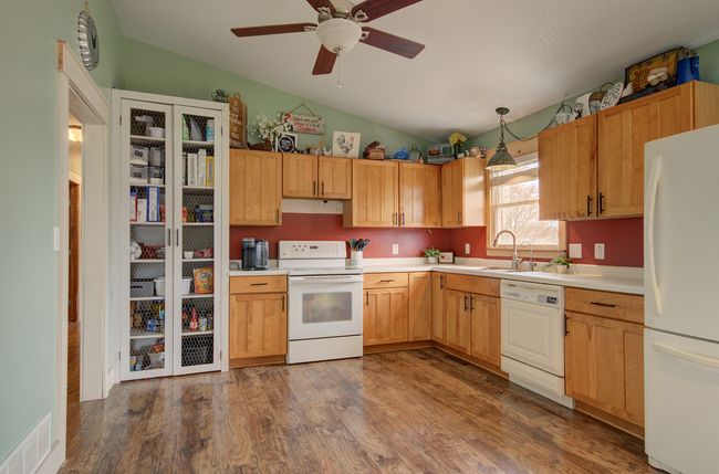 4084 E 2370 Th Rd, House other with 4 bedrooms, 2 bathrooms and 2 parking in Sheridan IL | Image 8