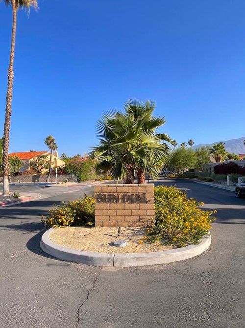 494 E Calle Begonia, Palm Springs, CA, 92262-7245 | Card Image