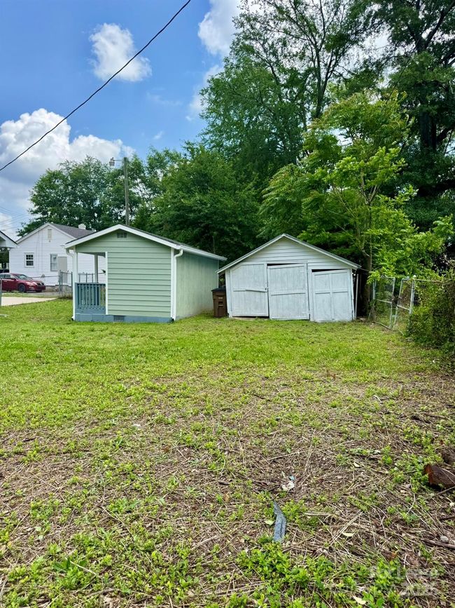 109 Broad St, House other with 3 bedrooms, 3 bathrooms and null parking in Shelby NC | Image 24