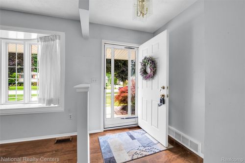 14451 Debbie Drive, Sterling Heights, MI, 48313 | Card Image