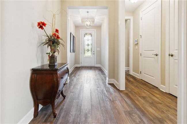 380 Falcon Way, House other with 4 bedrooms, 4 bathrooms and null parking in Hoschton GA | Image 4
