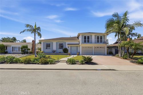 630 Janetwood Dr, Oxnard, CA, 93030-3524 | Card Image