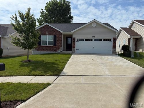 346 Stone Village Dr, Wentzville, MO, 63385-3286 | Card Image