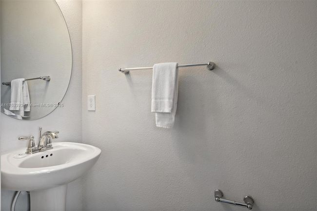 627 - 627 Jasmine Ln, Townhouse with 5 bedrooms, 5 bathrooms and null parking in DAVENPORT FL | Image 28