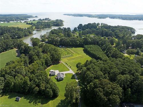 2734 New Point Comfort Hwy, Port Haywood, VA, 23138-2169 | Card Image