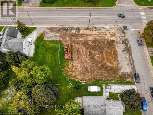 1543 9th Ave E, Owen Sound, ON, N4K3E9 | Card Image