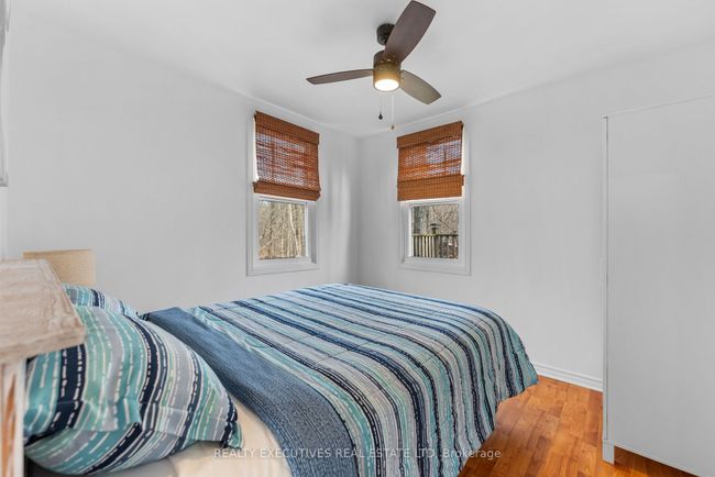 209 Maple Grove Lane, House other with 2 bedrooms, 1 bathrooms and 6 parking in South Frontenac ON | Image 10