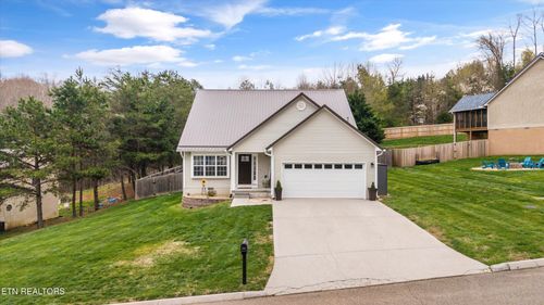 408 Dogwood Glen Lane, Powell, TN, 37849 | Card Image