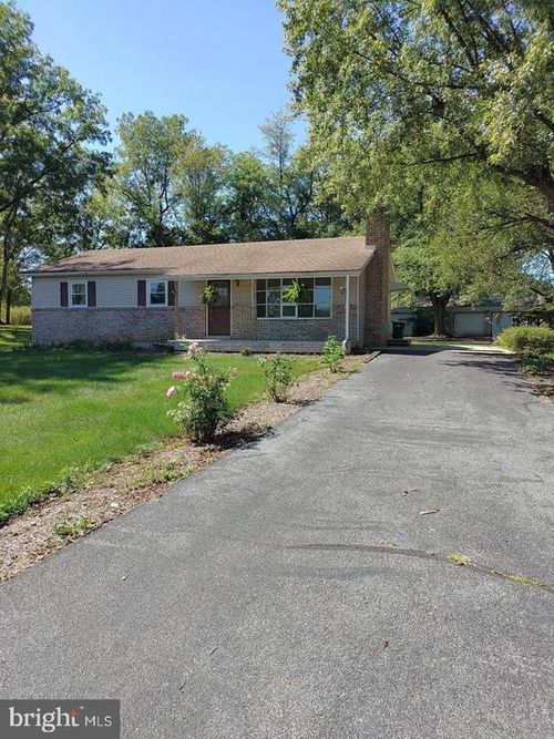 2110 Sand Hill Rd, HERSHEY, PA, 17033-2659 | Card Image