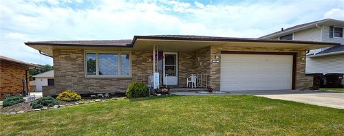 5911 Ralston Drive, Parma, OH, 44129 | Card Image