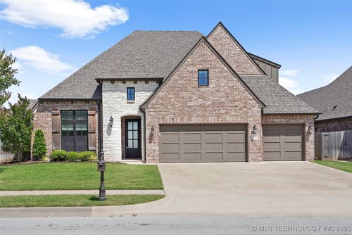 12113 Fulton Ave, Bixby, OK, 74008-2753 | Card Image
