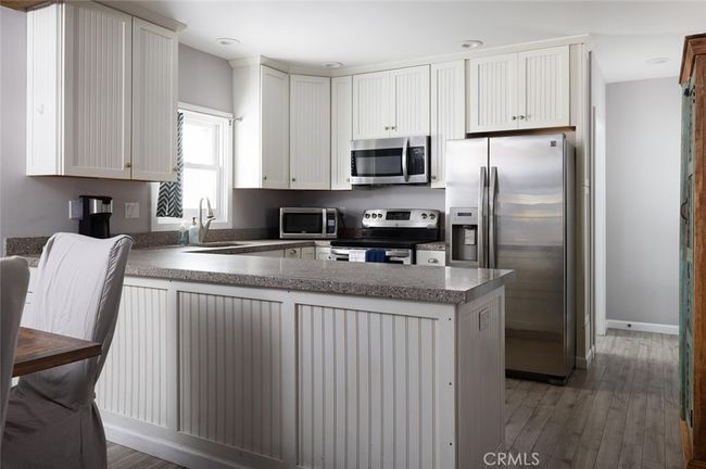 1113 W Balboa Blvd, House other with 6 bedrooms, 4 bathrooms and 2 parking in Newport Beach CA | Image 7