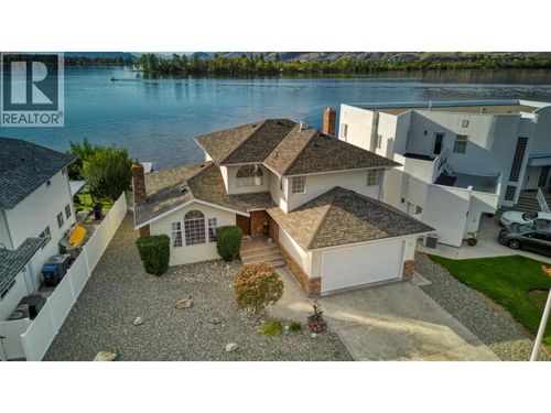 8 Bayview Cres, Osoyoos, BC, V0H1V6 | Card Image