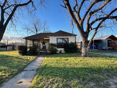 408 E Central Ave, House other with 2 bedrooms, 1 bathrooms and null parking in Comanche TX | Image 1