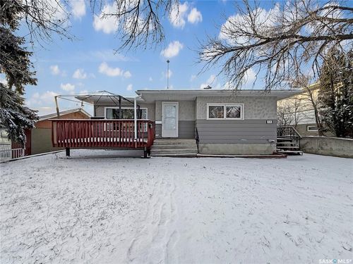 314 10th Ave Nw, Swift Current, SK, S9H1B6 | Card Image