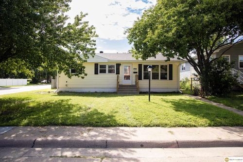 1201 Logan St, Holdrege, NE, 68949-1447 | Card Image